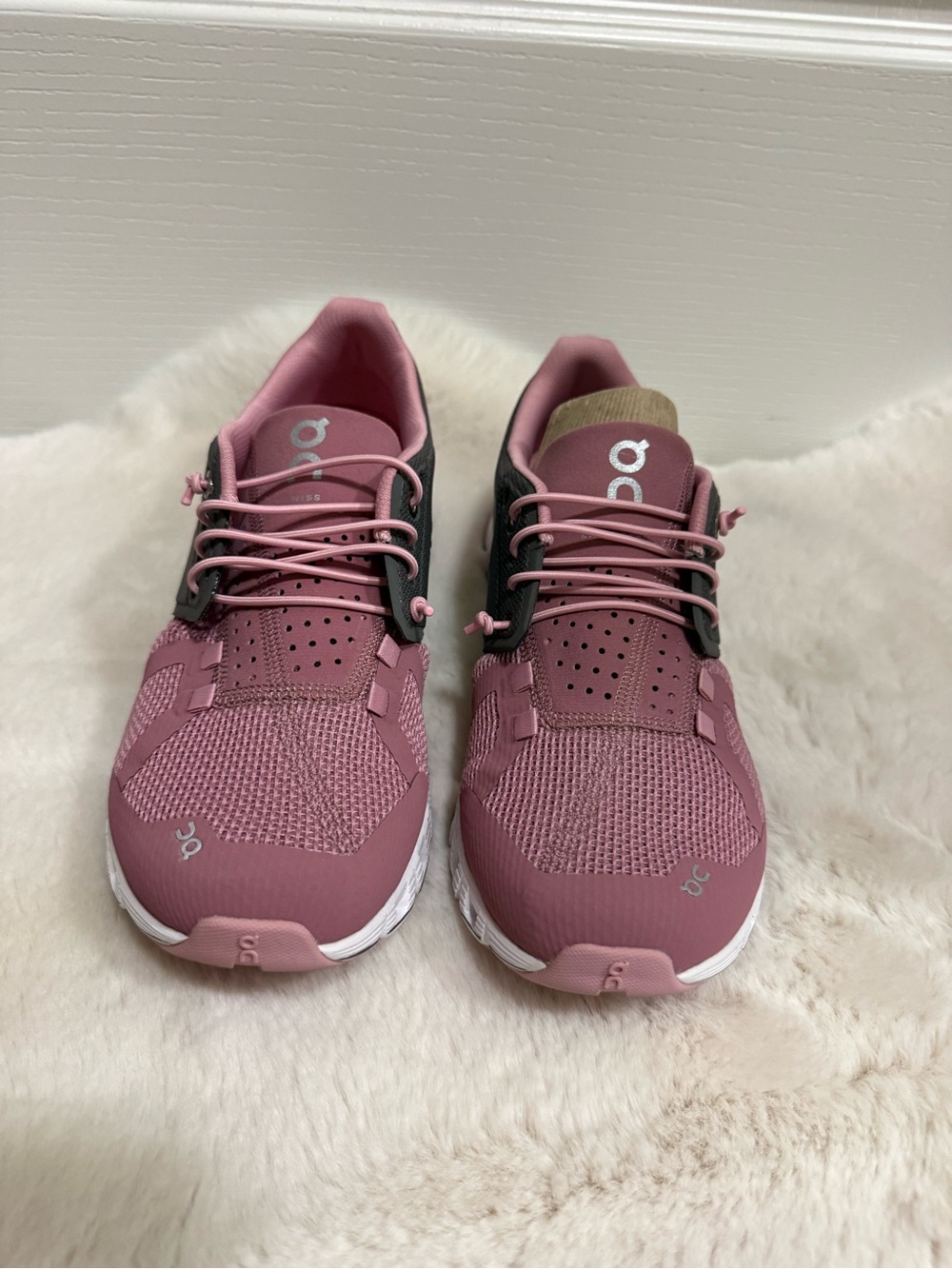 On Running Women's Rose Pink Athletic Sneakers